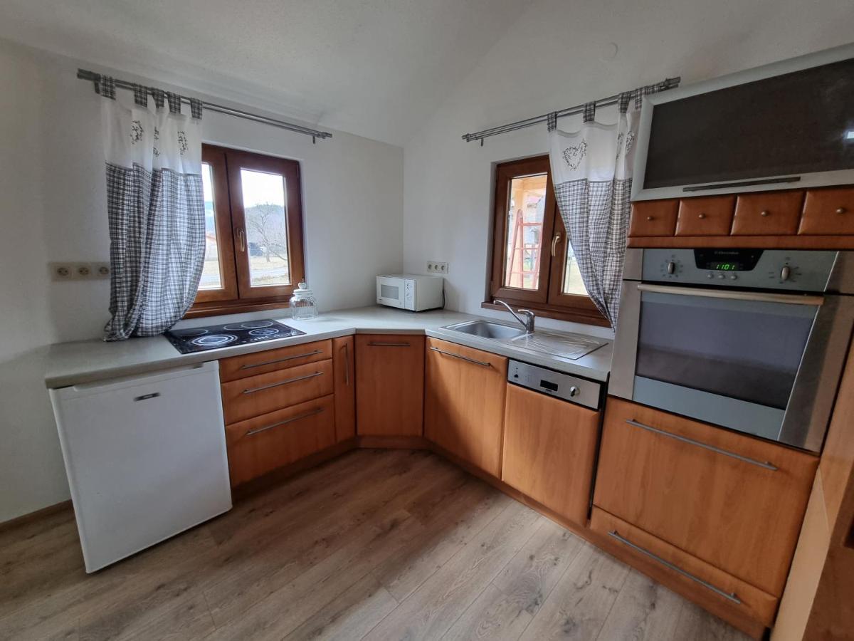 Domcek Pod Orechom Banská Štiavnica 外观 照片