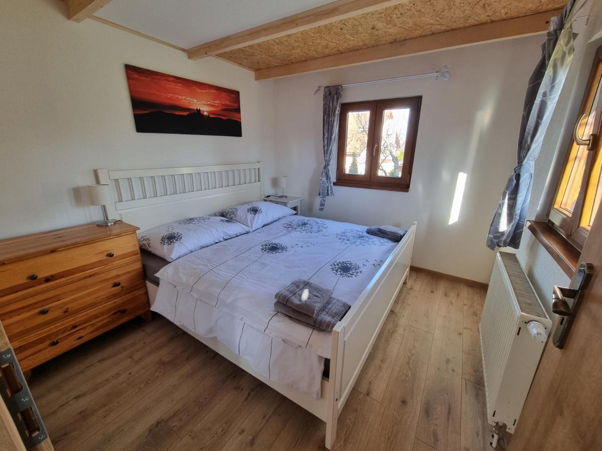 Domcek Pod Orechom Banská Štiavnica 外观 照片