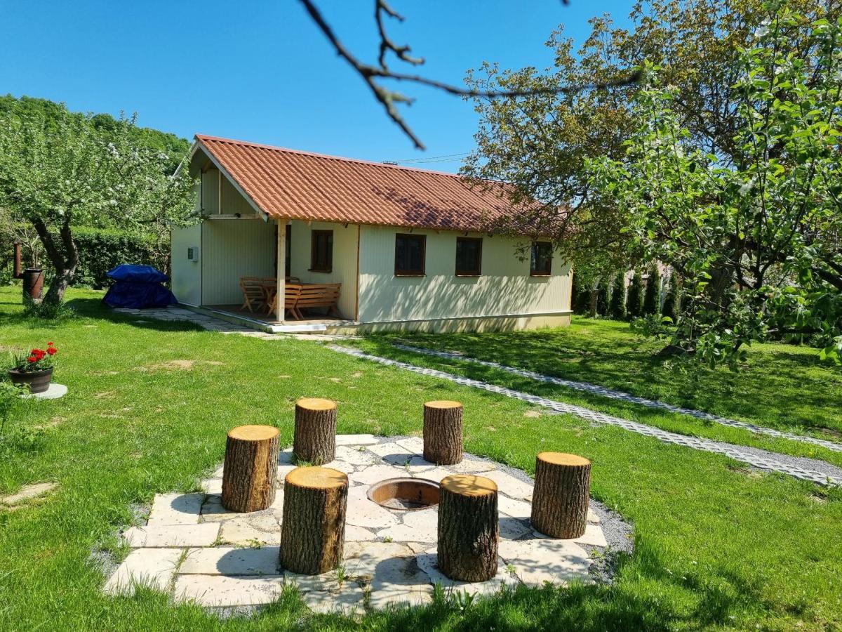 Domcek Pod Orechom Banská Štiavnica 外观 照片